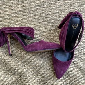 [Junes by June Ambrose] •mule heels